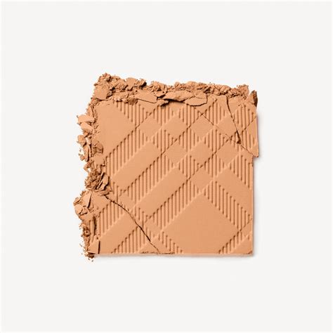 burberry fresh glow compact foundation almond|burberry foundation for face.